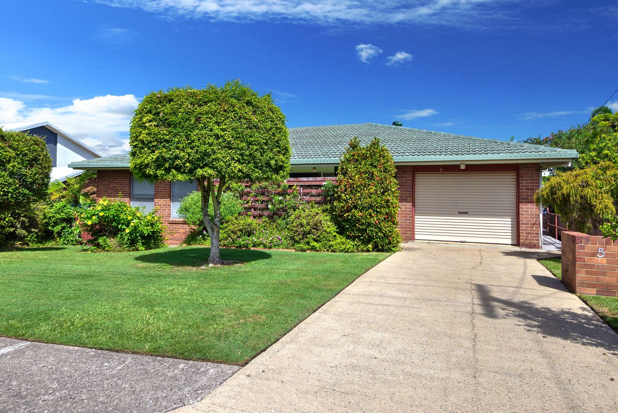 5 Brentwood Avenue, Mooloolaba QLD 4557, Mooloolaba - Image 1