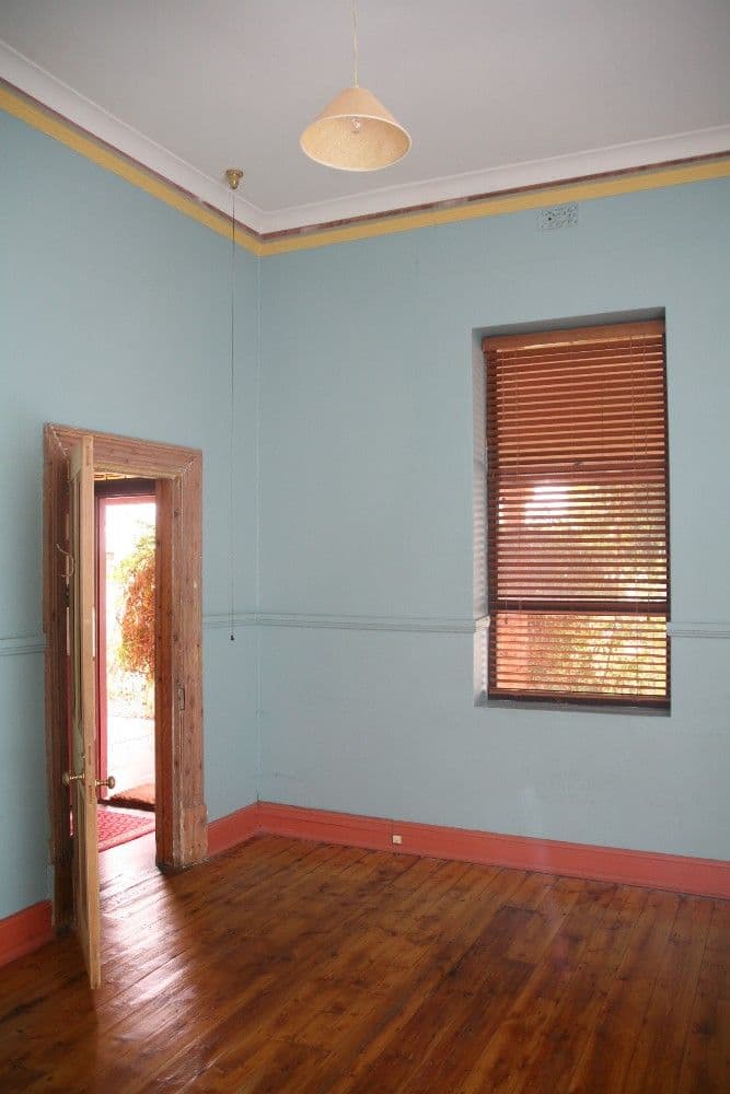 302 Bromide Street, BROKEN HILL NSW 2880, Broken Hill - Thumbnail 3