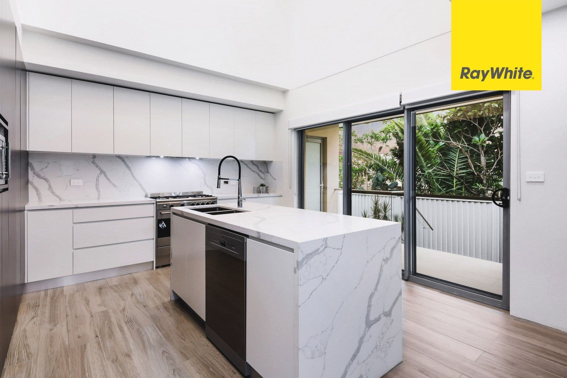 22 Louis Terrace, Hurstville - Thumbnail 2