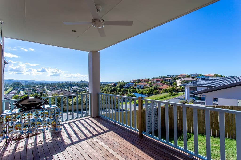 4 Chloe Court, BURLEIGH HEADS QLD 4220, Burleigh Heads - Thumbnail 7