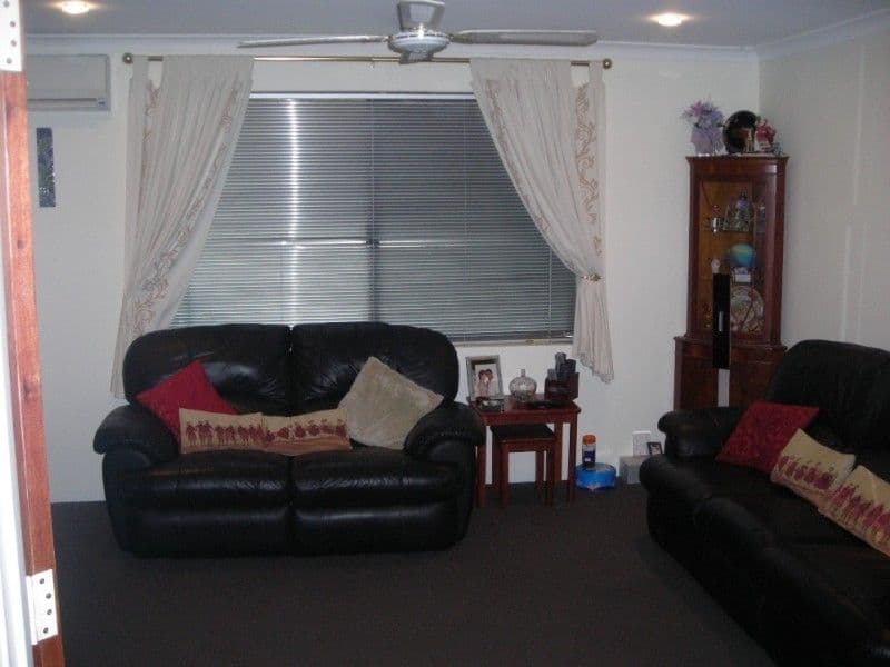 12 Nectarine Way, FORRESTFIELD WA 6058, Forrestfield - Thumbnail 2
