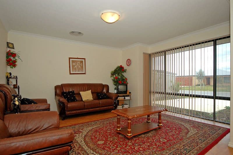 1 Wintergreene Drive, BEECHBORO WA 6063, Beechboro - Thumbnail 4