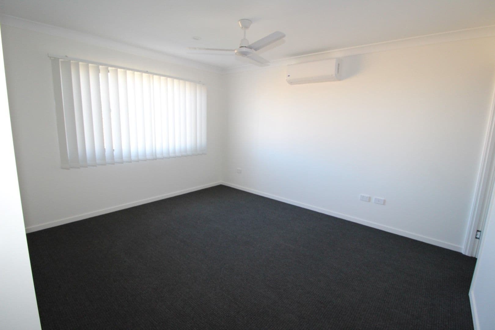 5 Blackthorn Street, Mount Low QLD 4818, Mount Low - Thumbnail 3