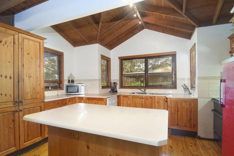 130 The Crescent, HELENSBURGH NSW 2508, Helensburgh - Thumbnail 5