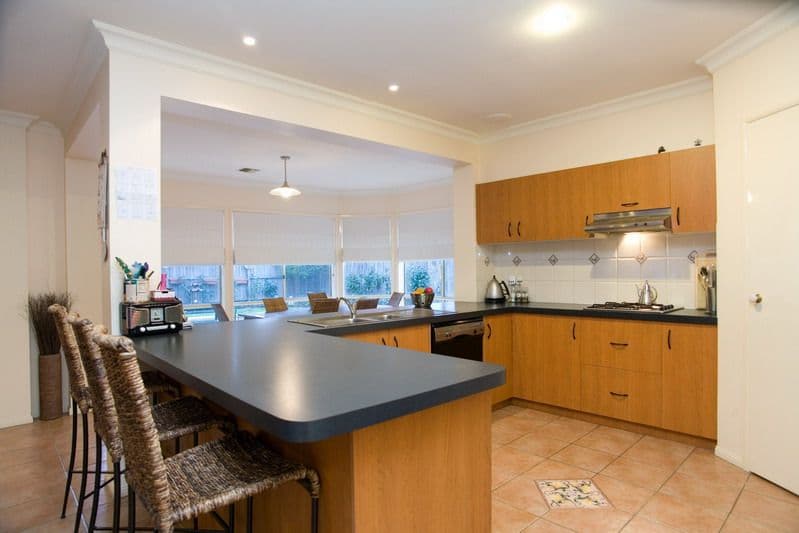 18 Jardier Terrace, South Morang VIC 3752, South Morang - Thumbnail 3