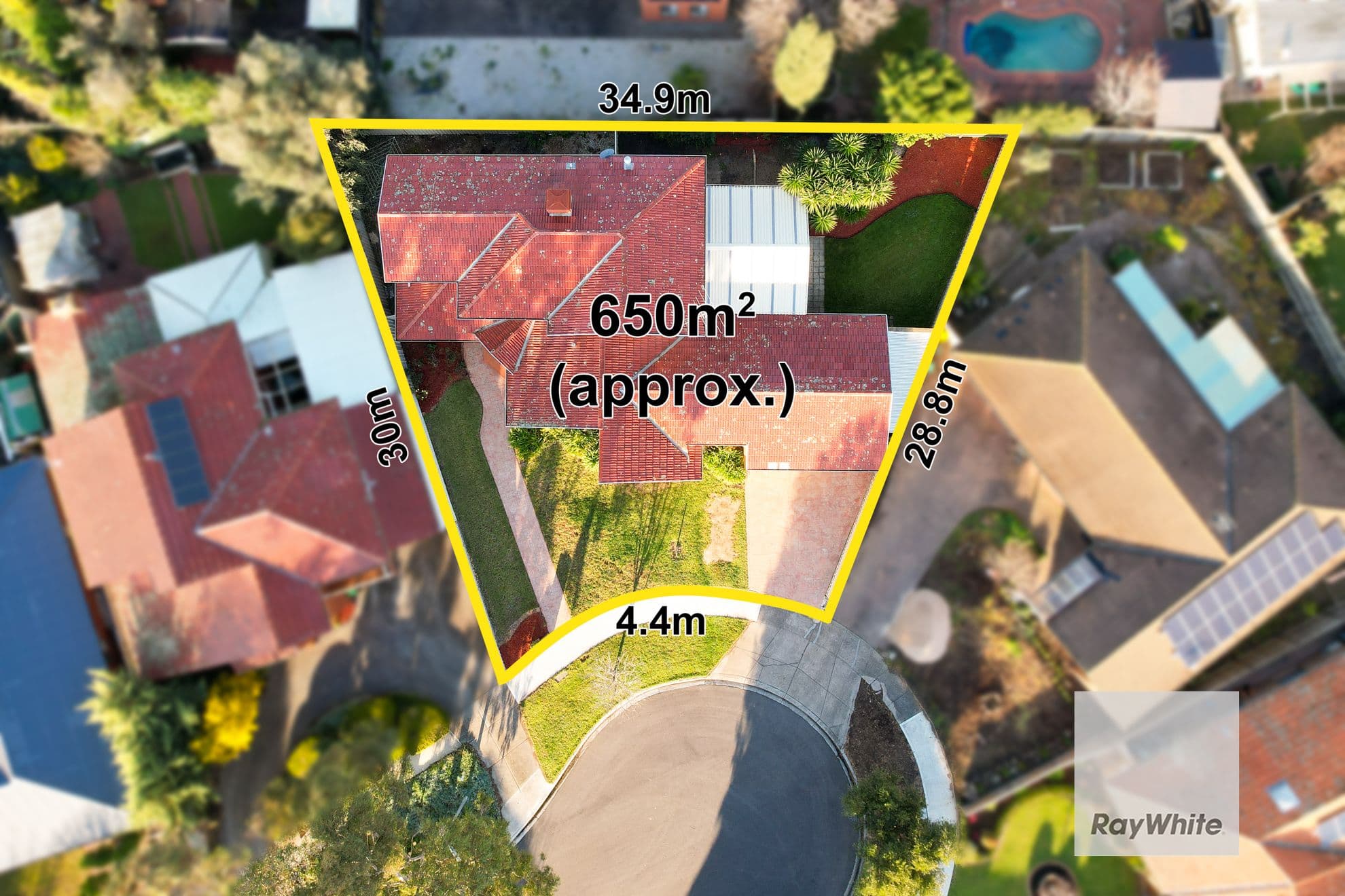 13 Delaney Court, Keilor VIC 3036, Keilor - Thumbnail 2