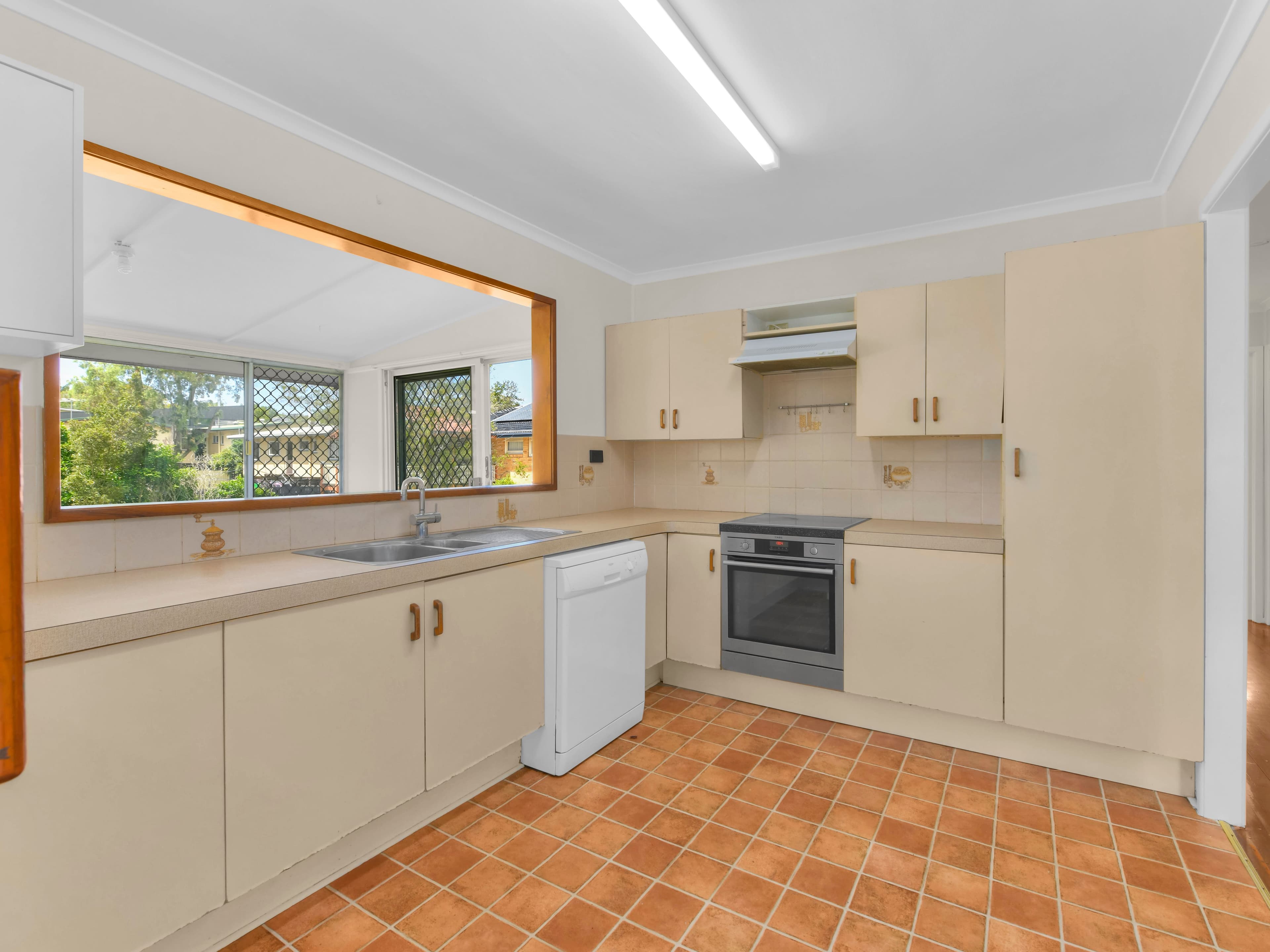23 Kinnerton Street, Chermside West QLD 4032, Chermside West - Thumbnail 5