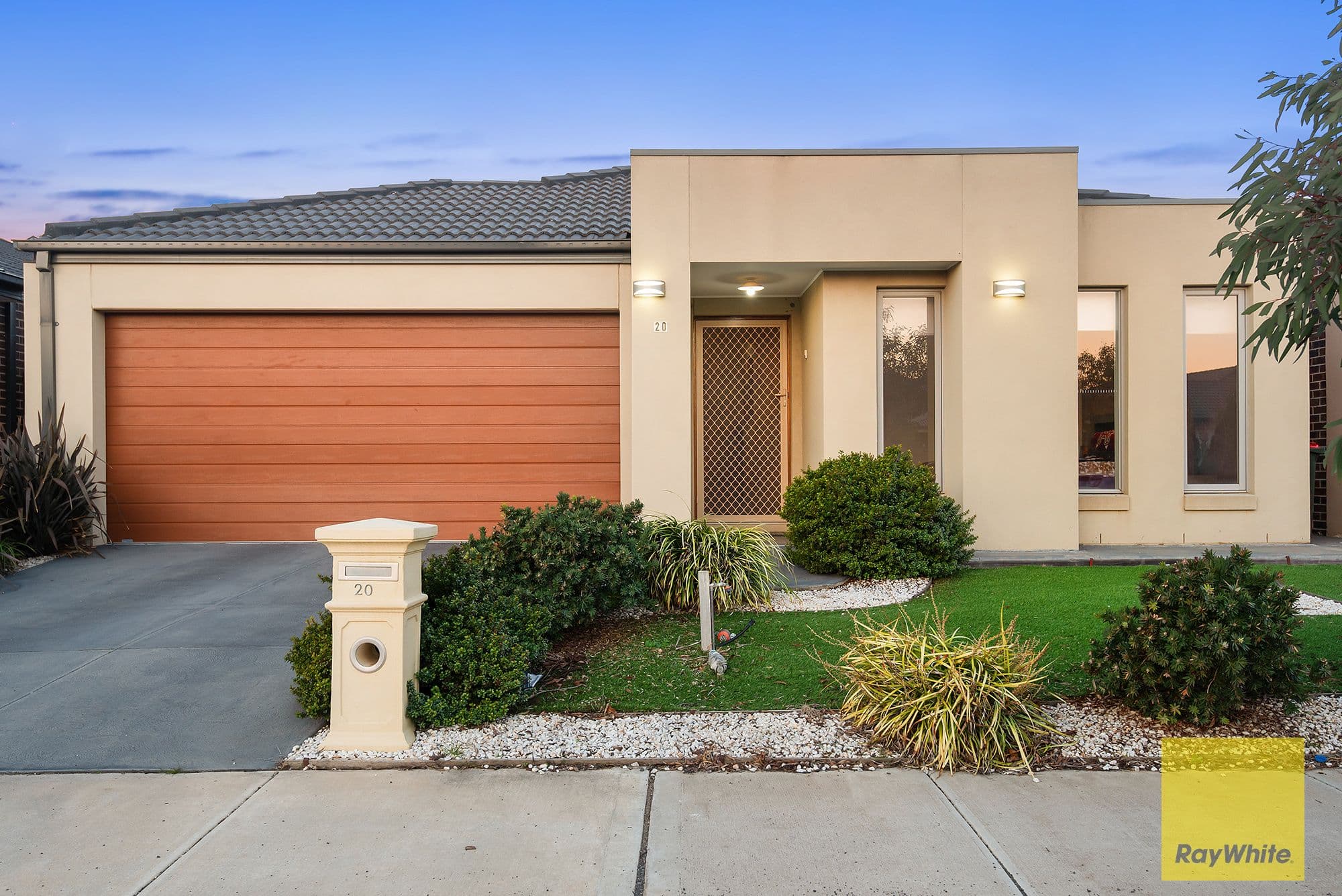 20 Barrangi Drive, Tarneit VIC 3029, Tarneit - Thumbnail 2