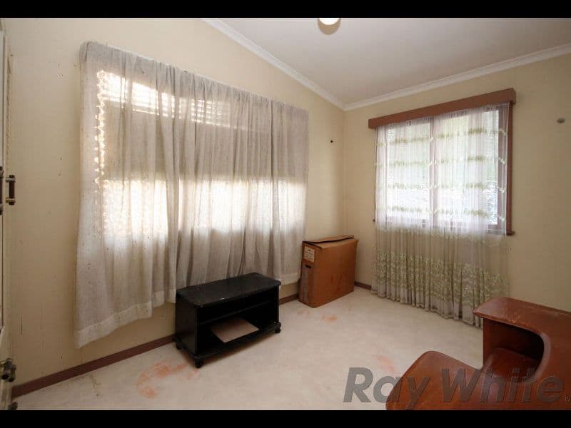 33 Stafford Street, Booval QLD 4304, Booval - Thumbnail 7