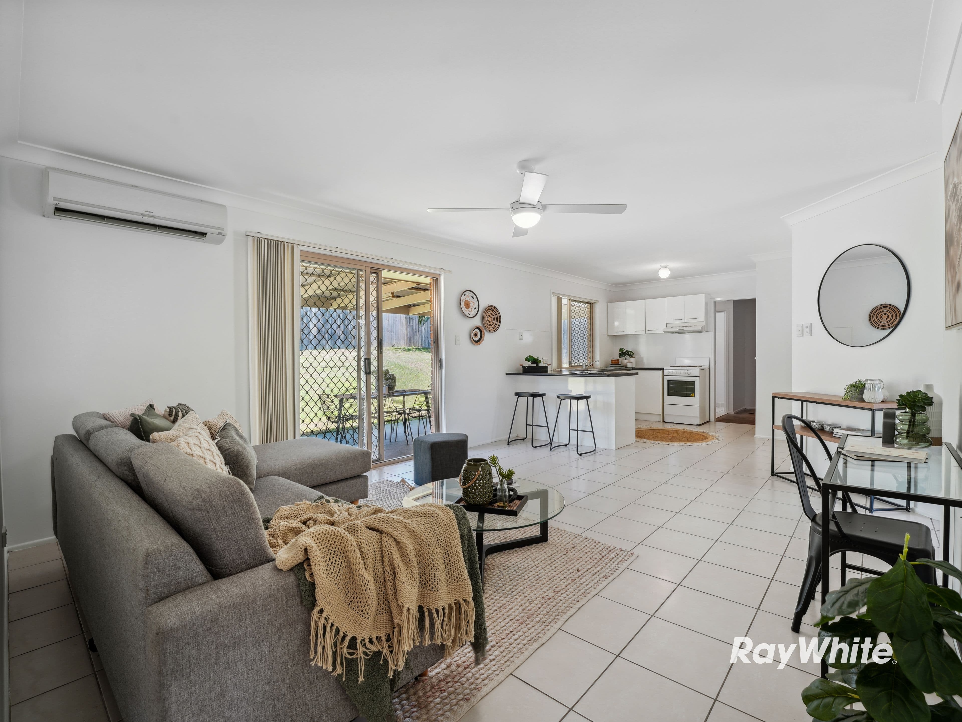 18 Jessie Crescent, Bethania QLD 4205, Bethania - Thumbnail 2