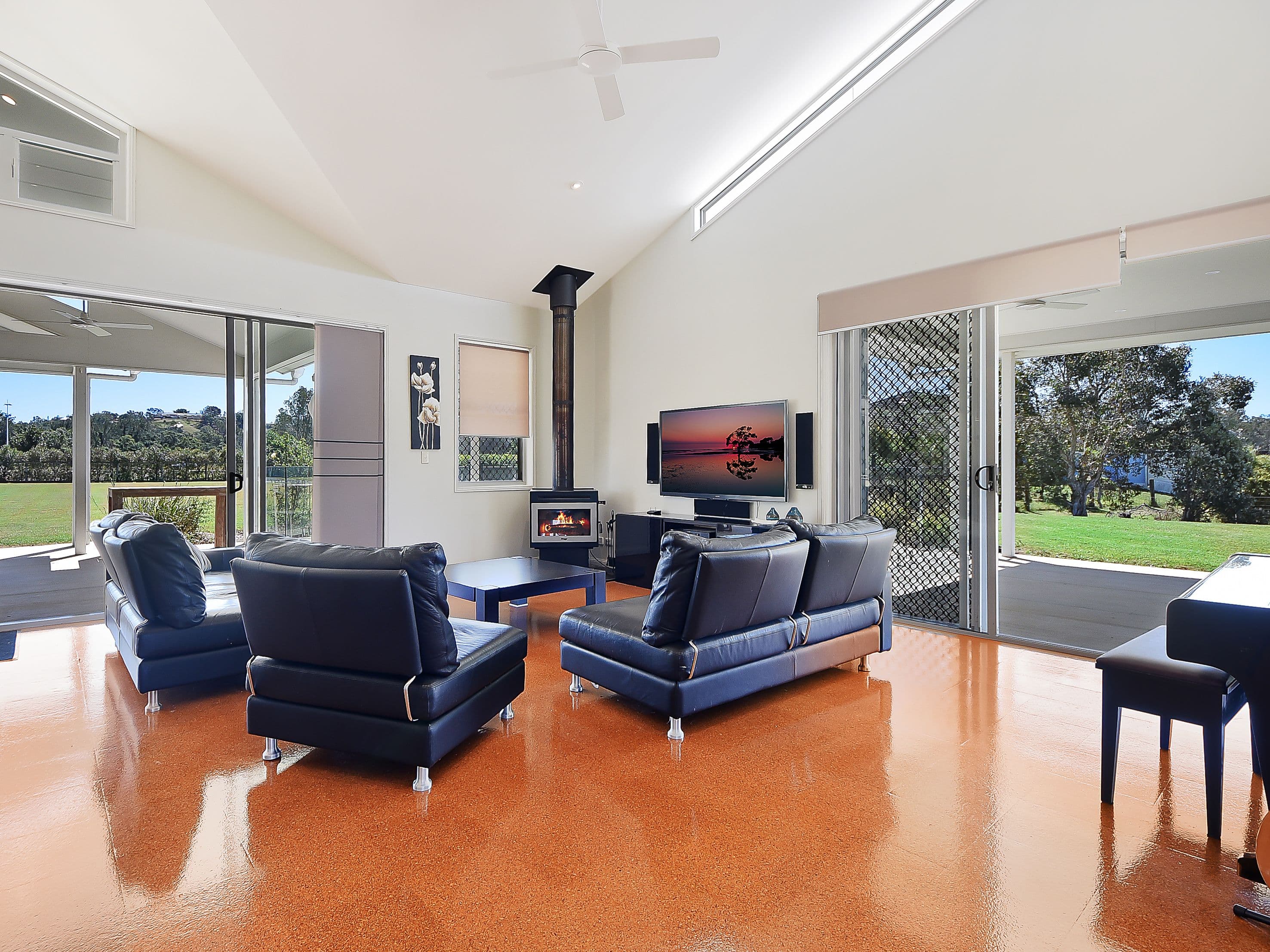 8 Sovereign Way, Samford Valley QLD 4520, Samford Valley - Thumbnail 7