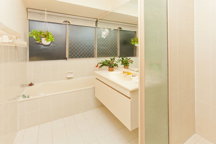 29 Justin Street, HOLLAND PARK WEST QLD 4121, Holland Park West - Thumbnail 8