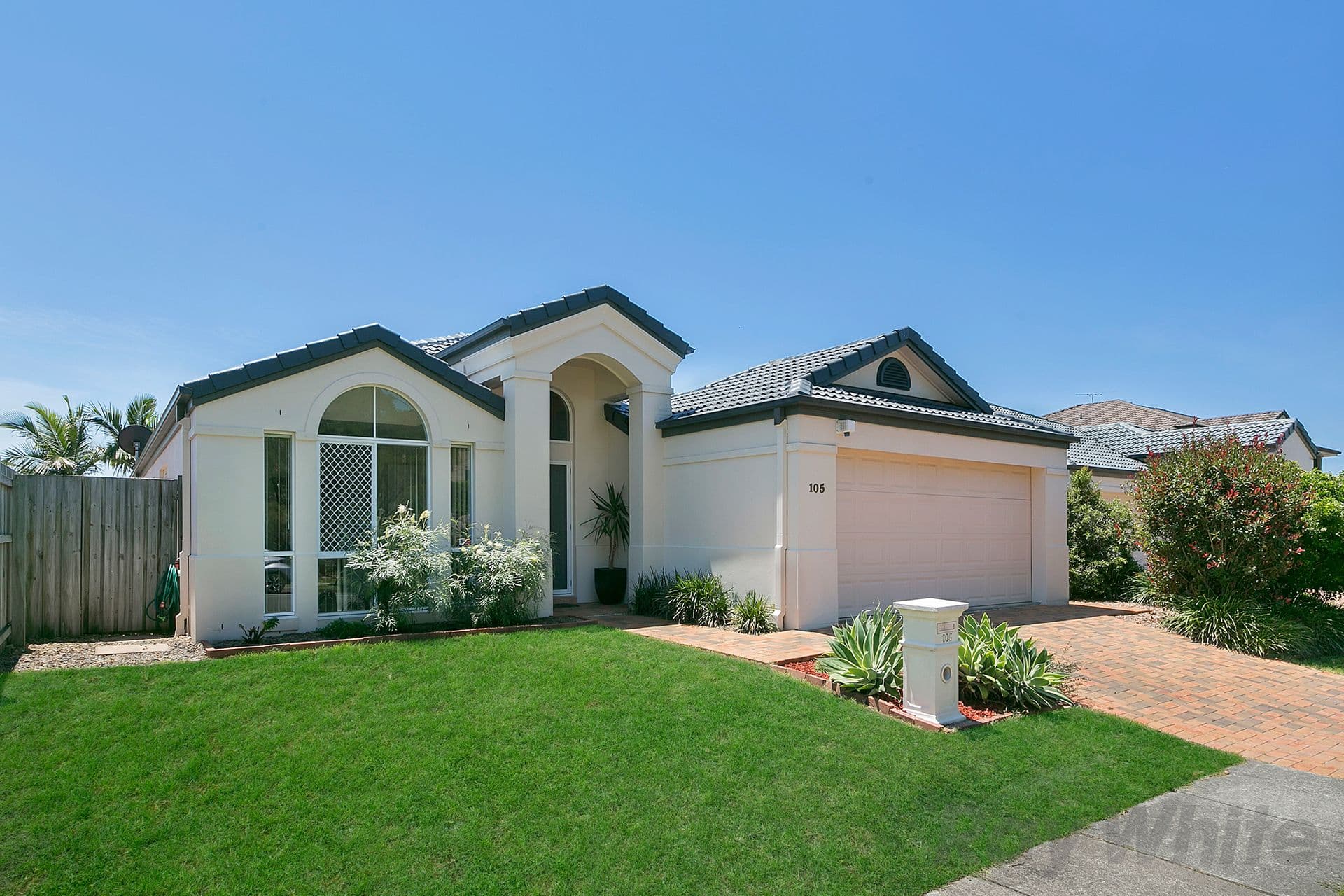 105 Bordeaux Street, Eight Mile Plains QLD 4113, Eight Mile Plains - Image 1