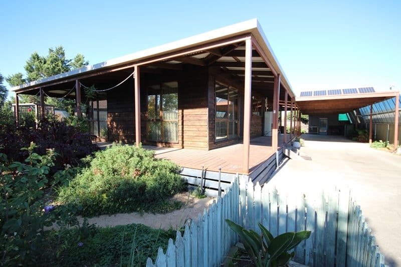 9 Colla Court, Horsham VIC 3400, Horsham - Image 1