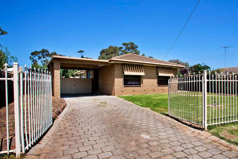 16 Swan Street, LARA VIC 3212, Lara - Image 1