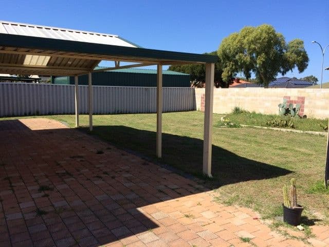 32 Charnley Gardens, WAIKIKI WA 6169, Waikiki - Thumbnail 3