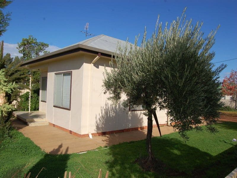 18 Moura Street, YOOGALI NSW 2680, Yoogali - Thumbnail 2