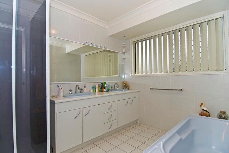 8 Banff Court, ROBINA QLD 4226, Robina - Thumbnail 5