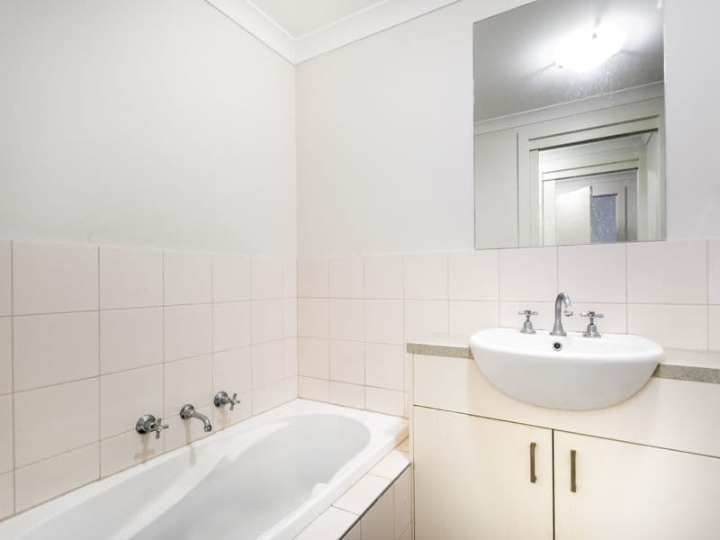 10-9 Petrea Place, Melton West VIC 3337, Melton West - Thumbnail 6