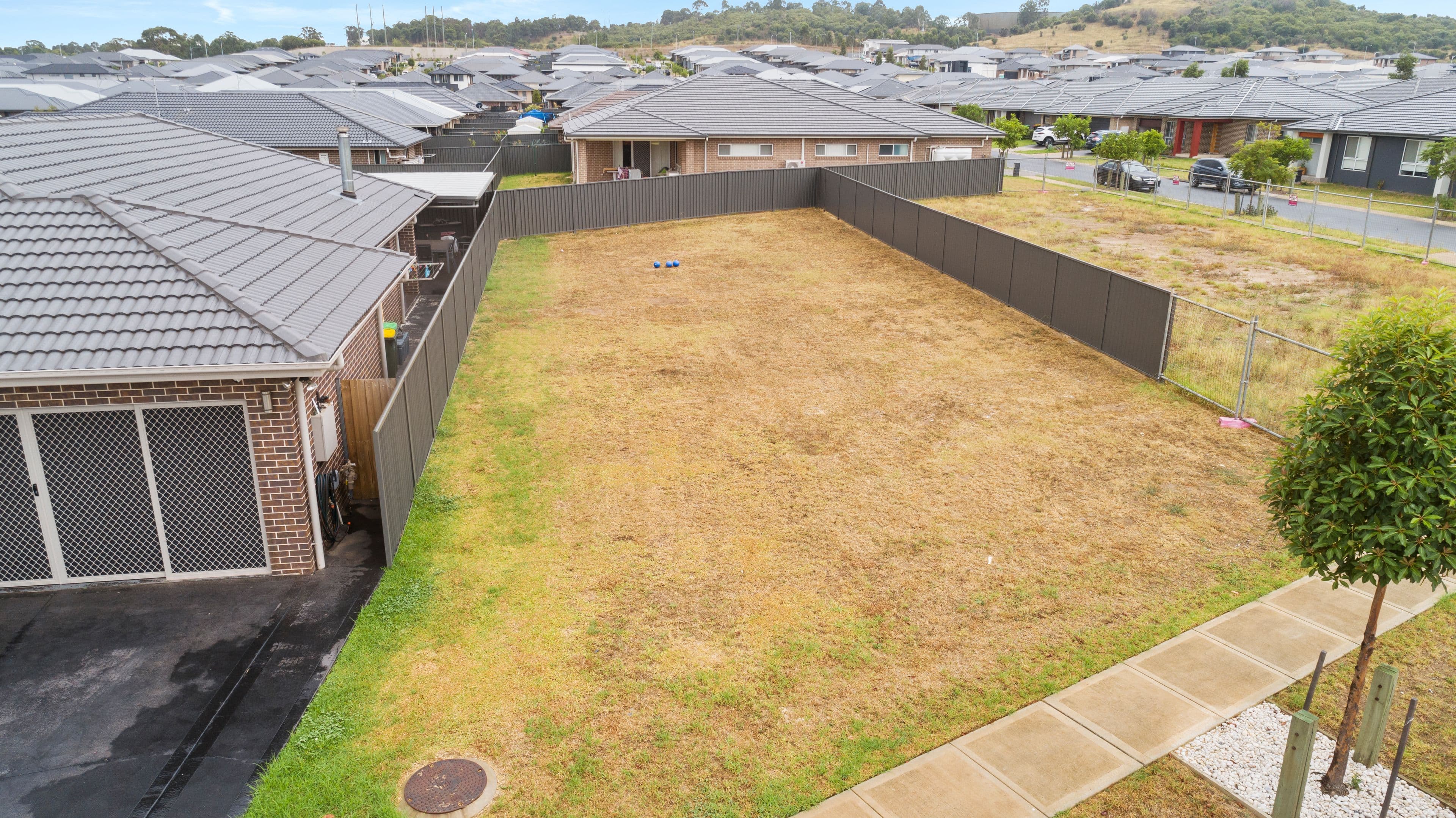 85 Easton Avenue, Spring Farm NSW 2570, Spring Farm - Image 1
