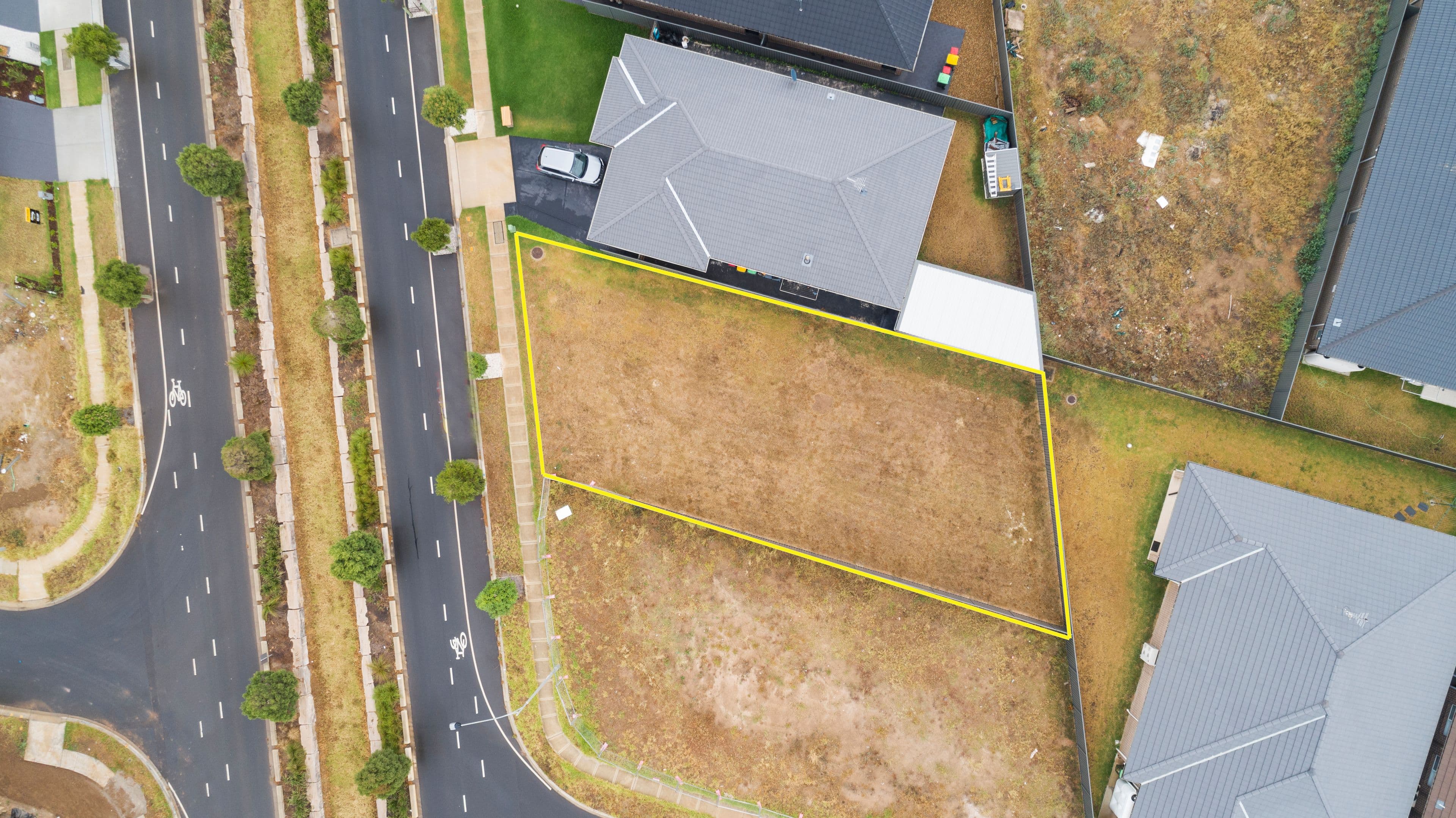 85 Easton Avenue, Spring Farm NSW 2570, Spring Farm - Thumbnail 2