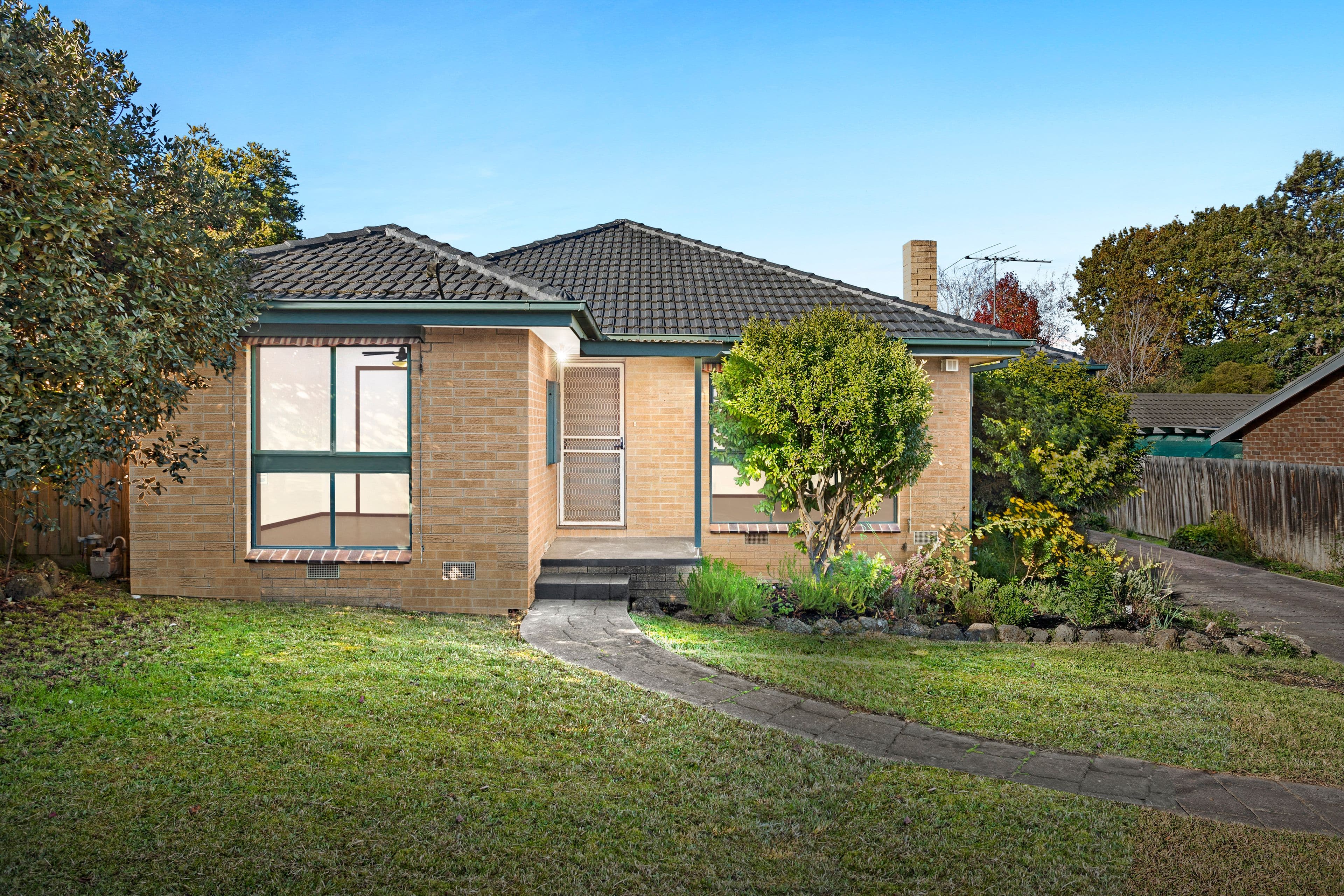 18 Cheviot Avenue, Coldstream VIC 3770, Coldstream - Image 1