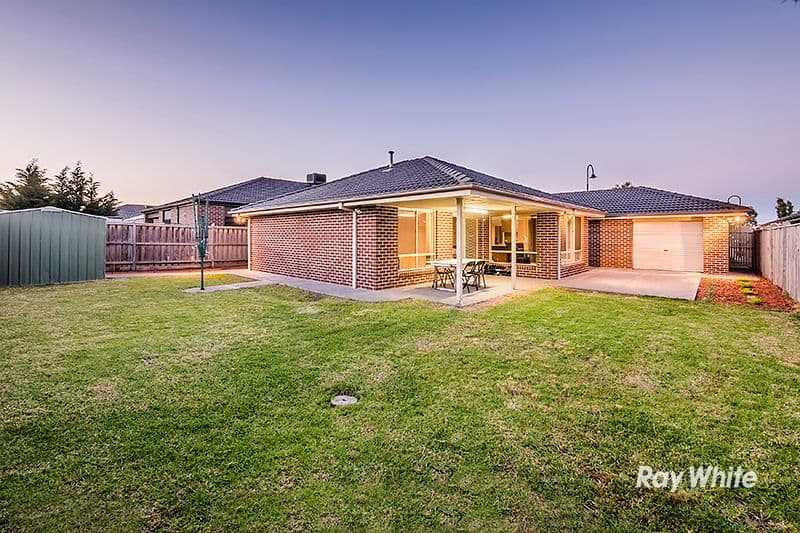 77 Thunderbolt Drive, Cranbourne East VIC 3977, Cranbourne East - Thumbnail 4