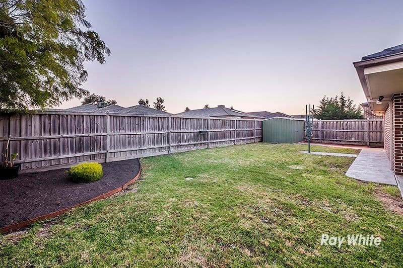 77 Thunderbolt Drive, Cranbourne East VIC 3977, Cranbourne East - Thumbnail 5