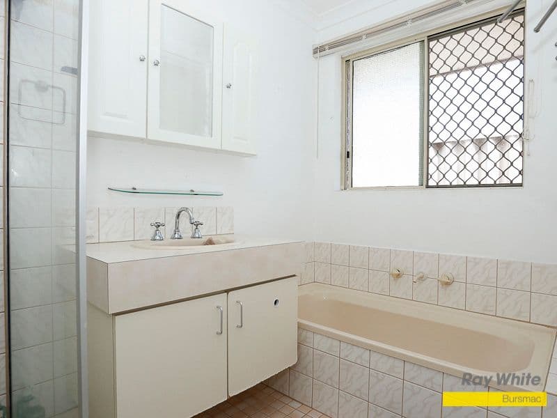 4 Uluru Gardens, Ballajura WA 6066, Ballajura - Thumbnail 7