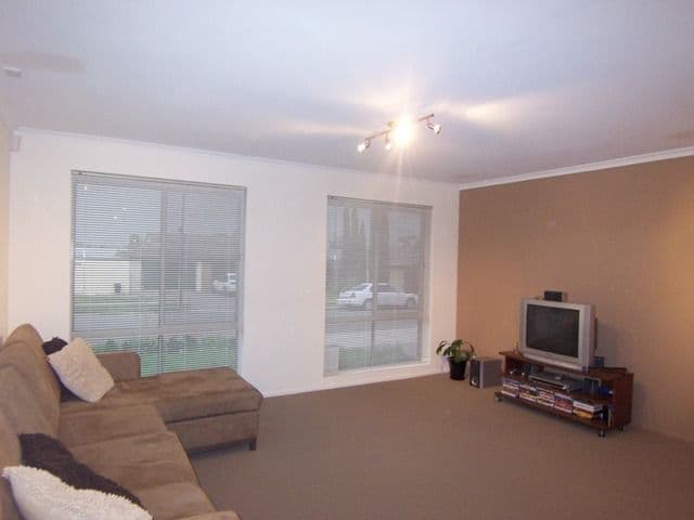 14 Douglas Avenue, HILLCREST SA 5086, Hillcrest - Thumbnail 3