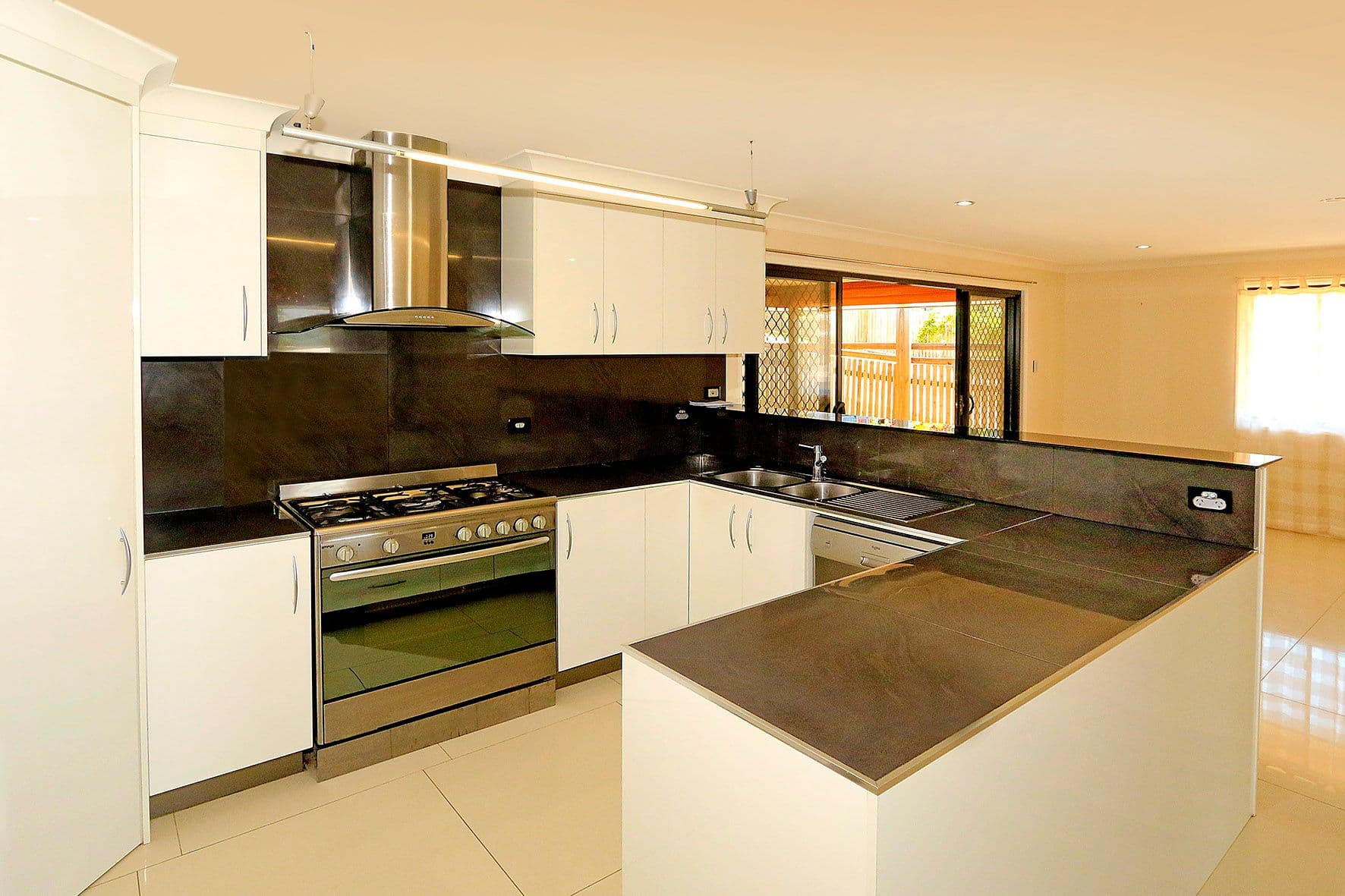 26 Mei Lynn Way, Taranganba QLD 4703, Taranganba - Thumbnail 4