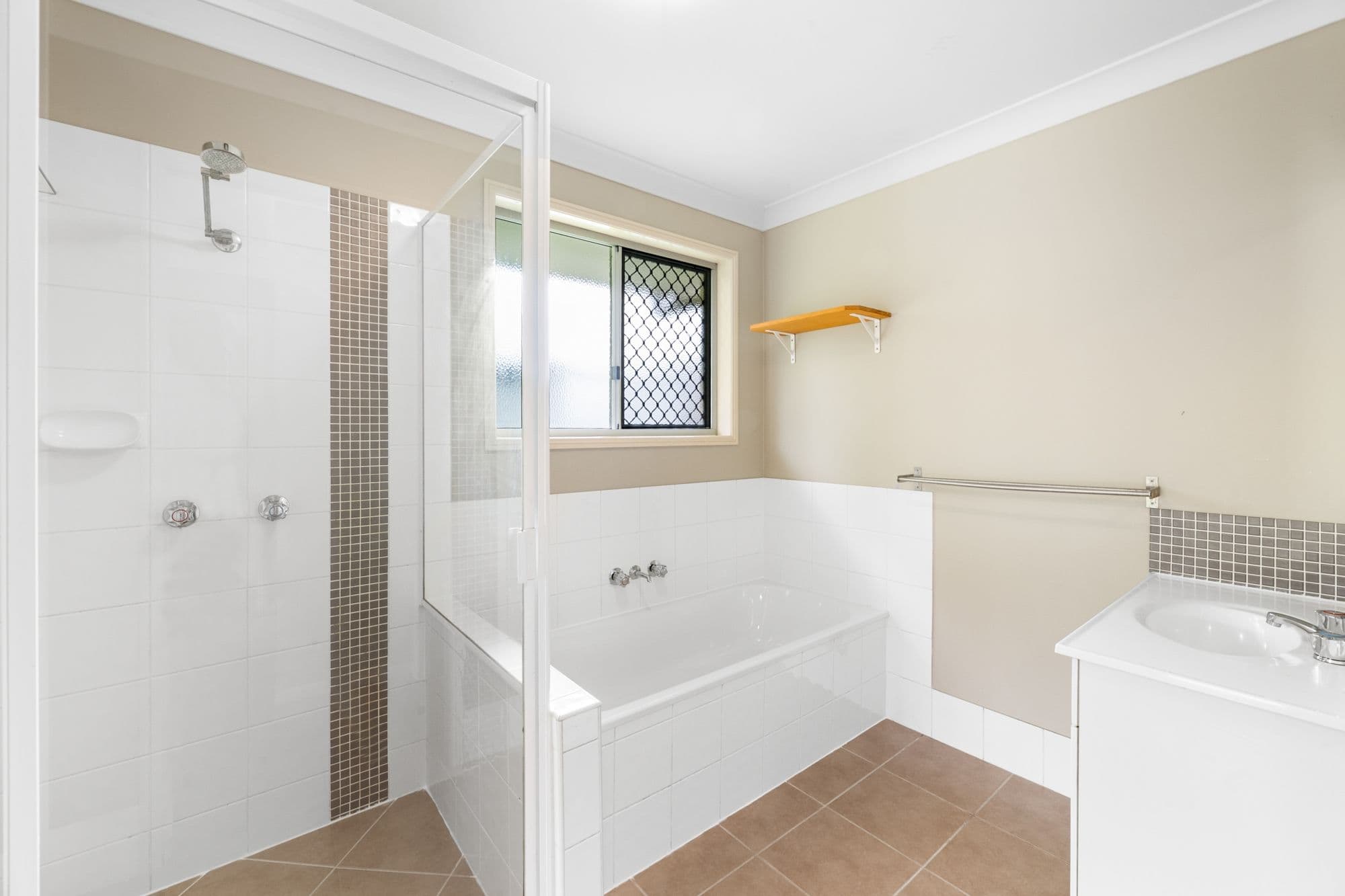 106 Bronzewing Crescent, Deception Bay QLD 4508, Deception Bay - Thumbnail 4