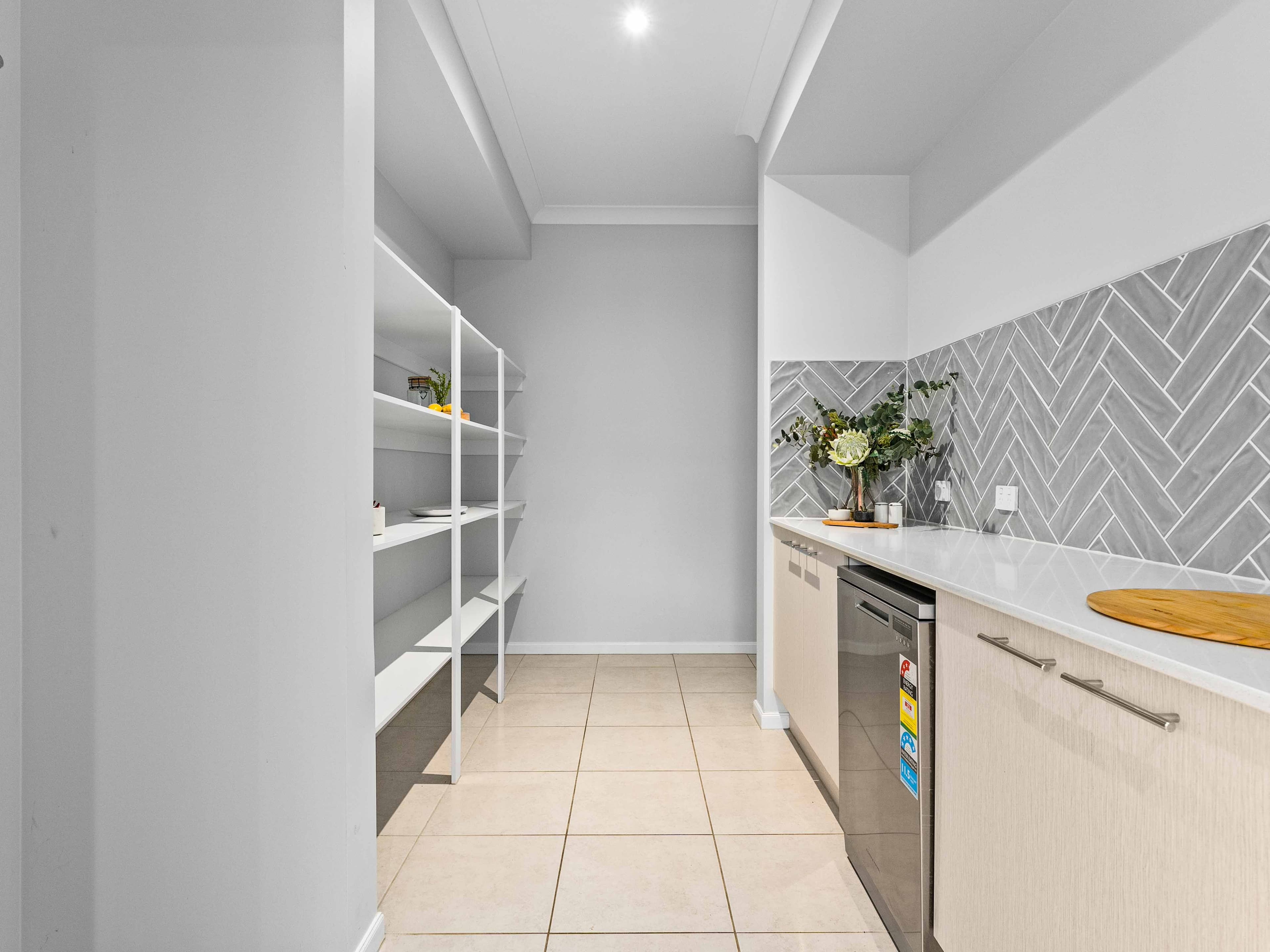15 Simpatico Street, Ripley QLD 4306, Ripley - Thumbnail 6