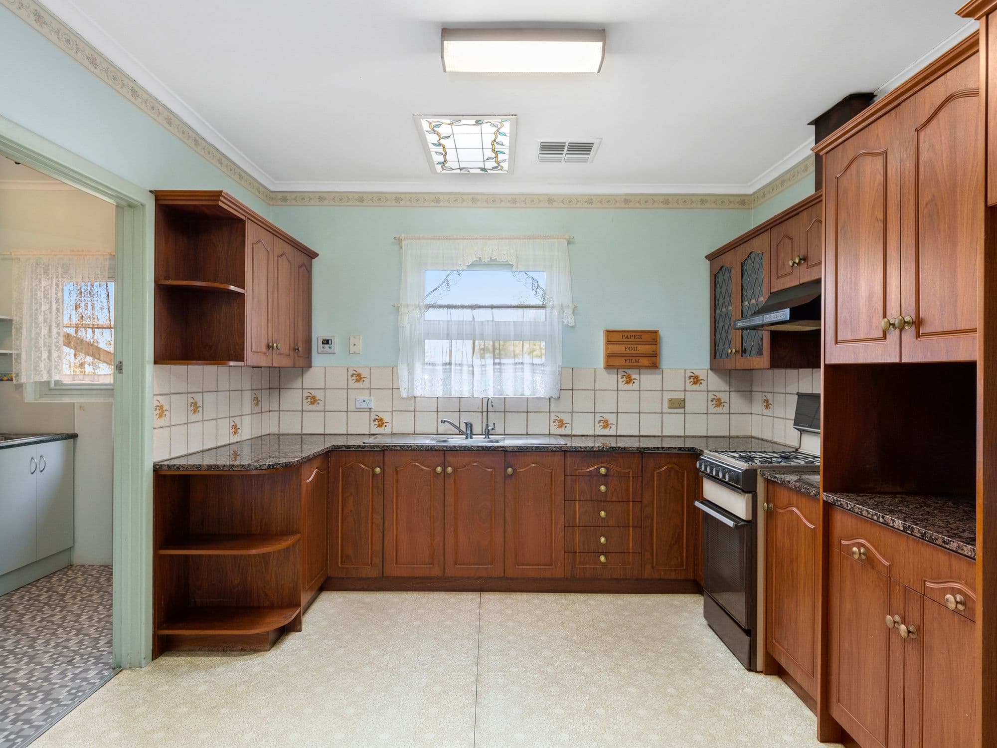 4 Harrow Road, Reynella SA 5161, Reynella - Thumbnail 7