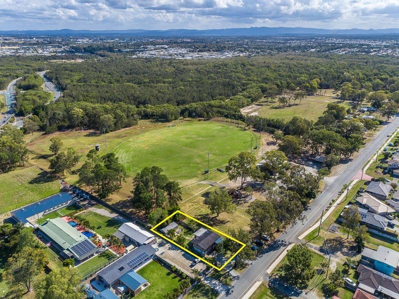 21 McGahey Street, Rothwell QLD 4022, Rothwell - Thumbnail 2