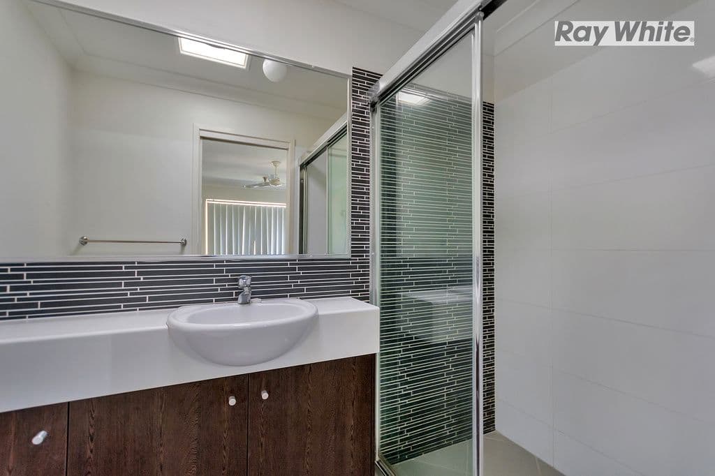 18 Stockwhip Place, Sumner QLD 4074, Sumner - Thumbnail 8