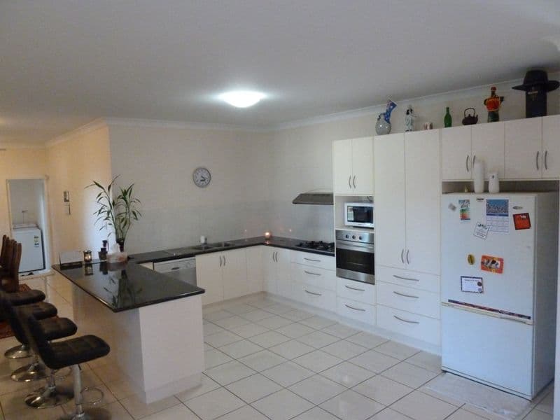 1A Holack Street, NORTH MACKAY QLD 4740, North Mackay - Thumbnail 2