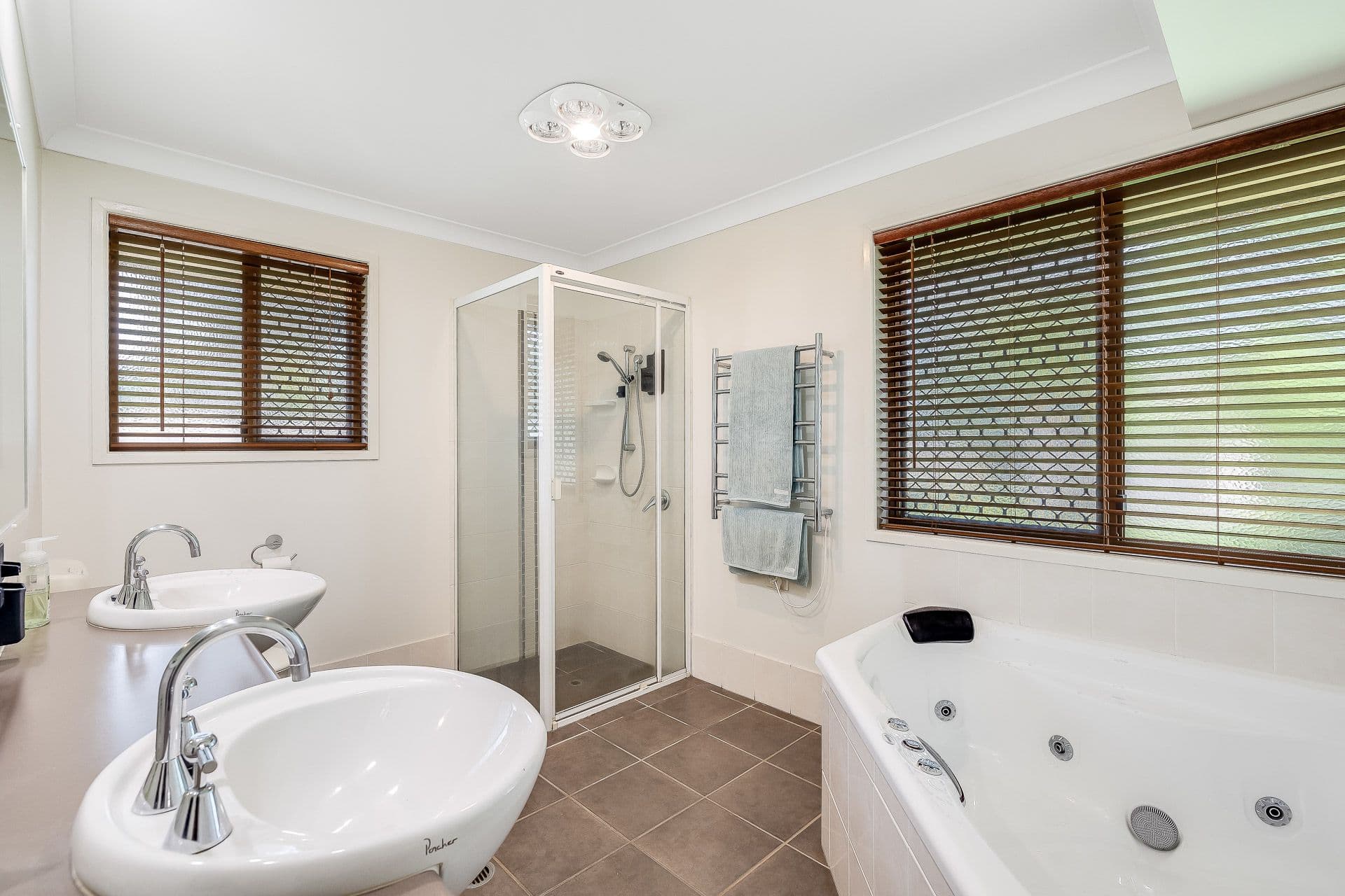 22 Belcher Drive, Glenvale QLD 4350, Glenvale - Thumbnail 8