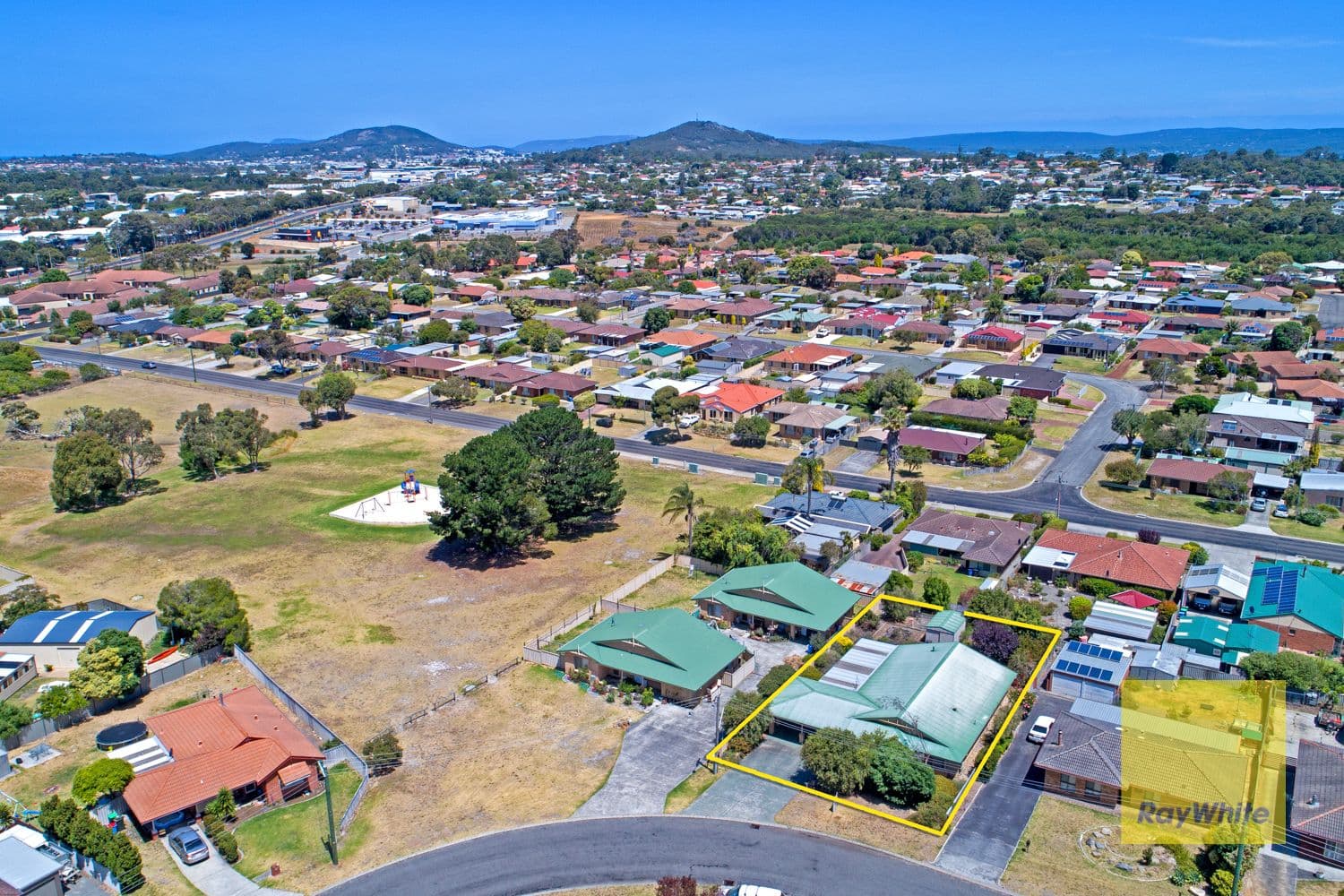 11 Sherwood Drive, McKail WA 6330, McKail - Thumbnail 2