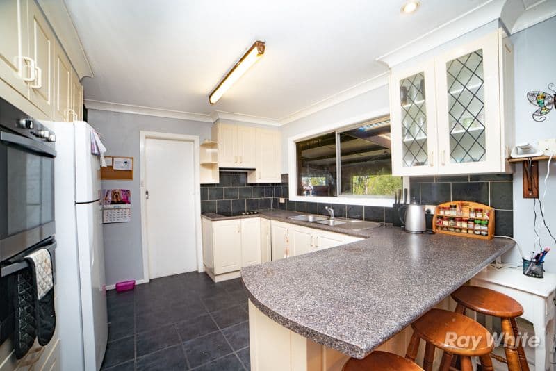 5 Trenayr Close, Junction Hill - Thumbnail 2