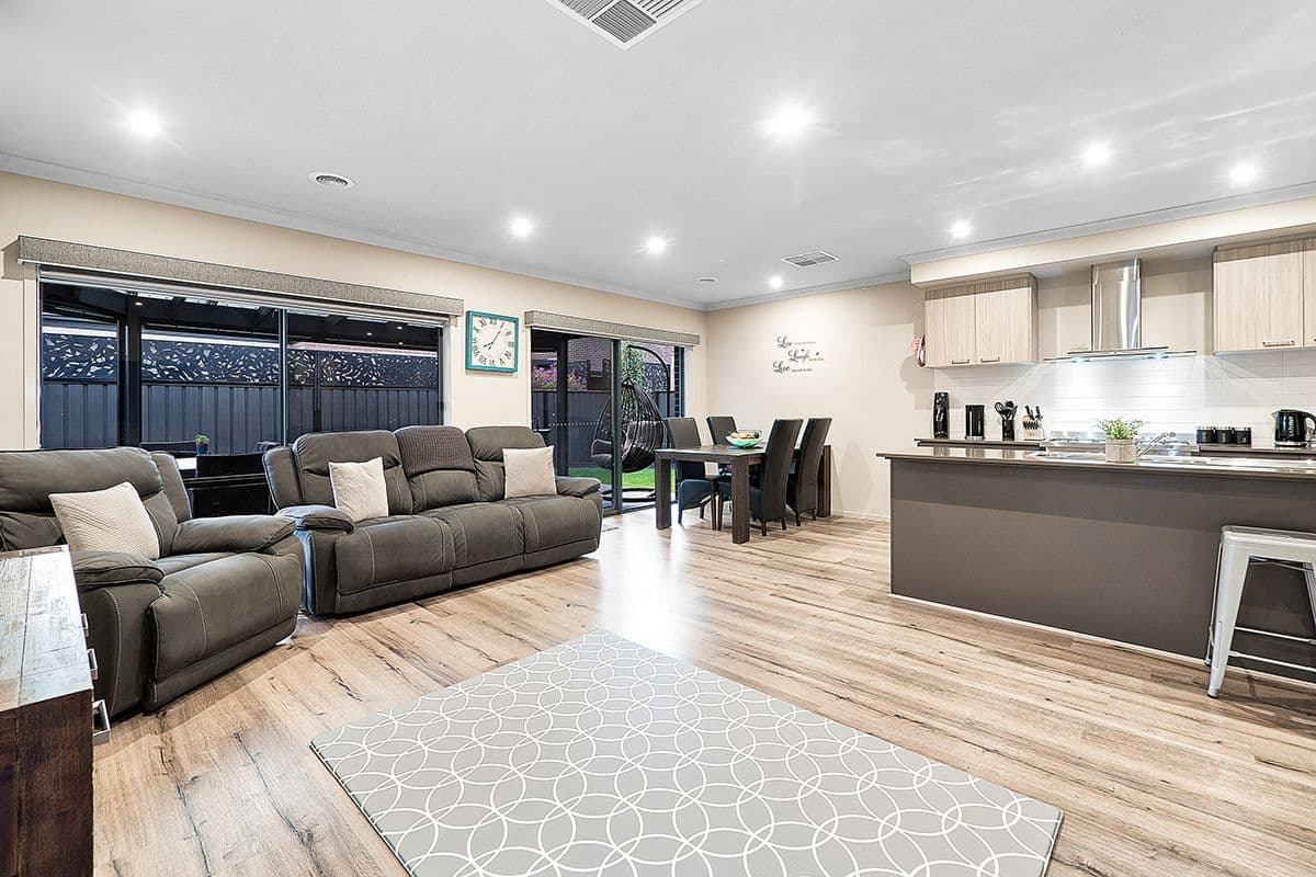 8 Elodea Way, Cranbourne North VIC 3977, Cranbourne North - Thumbnail 7