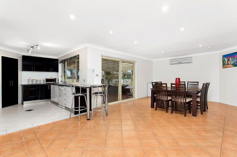 22 Whitsunday Circuit, GREEN VALLEY NSW 2168, Green Valley - Thumbnail 3