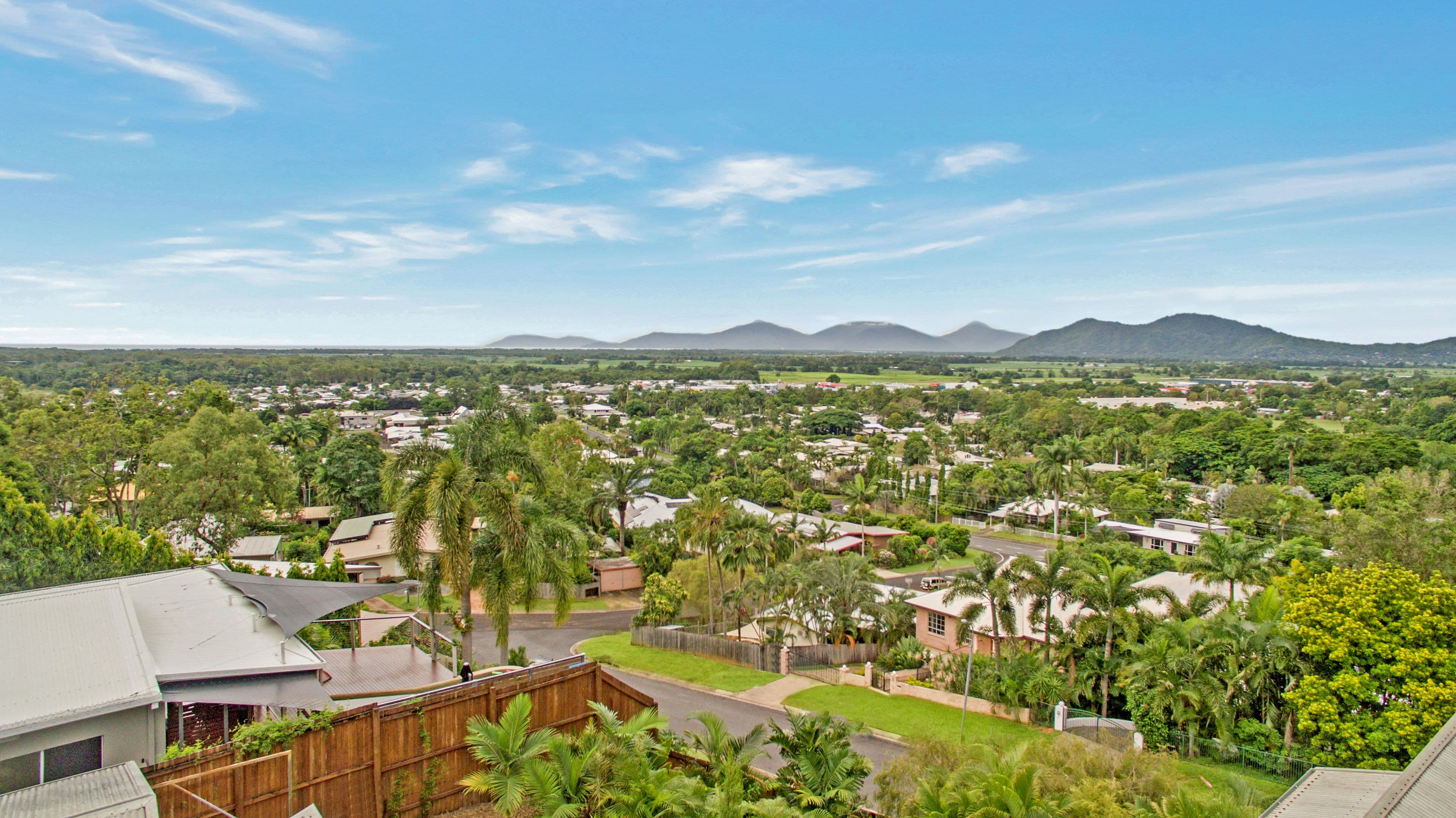 6 Darkin Close, Smithfield QLD 4878, Smithfield - Thumbnail 2