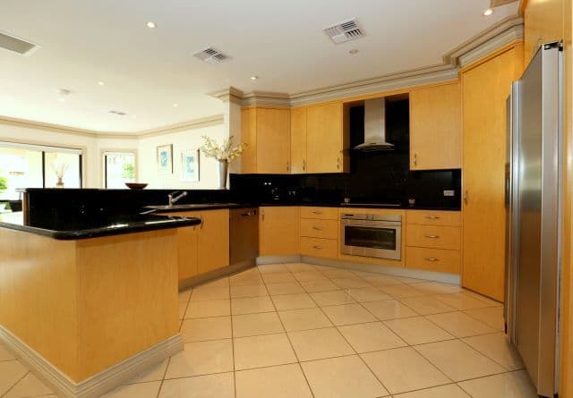9 Kinsella Street, ILLAWONG NSW 2234, Illawong - Thumbnail 4