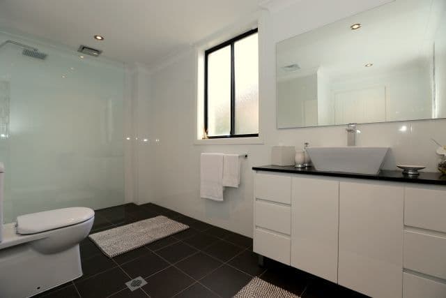 9 Kinsella Street, ILLAWONG NSW 2234, Illawong - Thumbnail 6