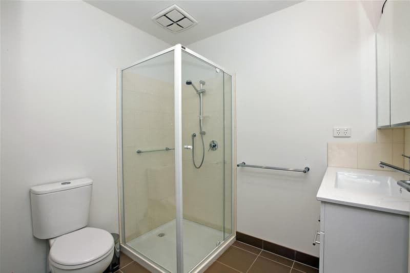 3 Poinsettia Court, BUNDOORA VIC 3083, Bundoora - Thumbnail 4
