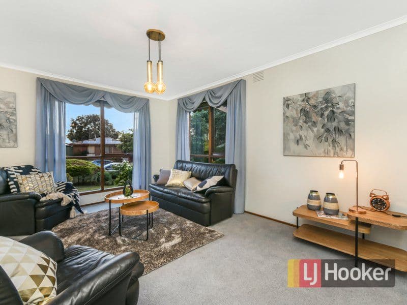 2 Wild Court, Endeavour Hills VIC 3802, Endeavour Hills - Thumbnail 2