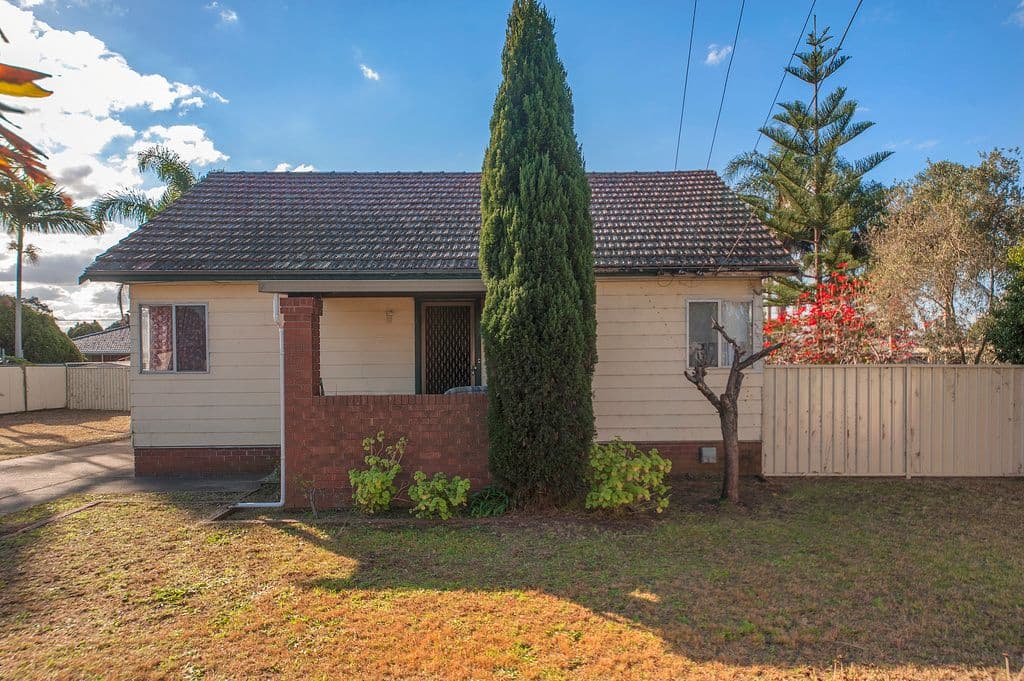 285 Newbridge Road, CHIPPING NORTON NSW 2170, Chipping Norton - Thumbnail 2