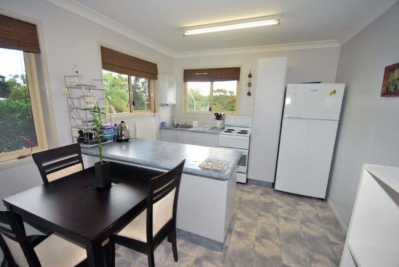2 Talara Close, YEPPOON QLD 4703, Yeppoon - Thumbnail 2