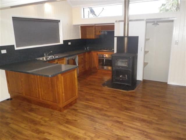 39 William Street, ROMA QLD 4455, Roma - Thumbnail 2